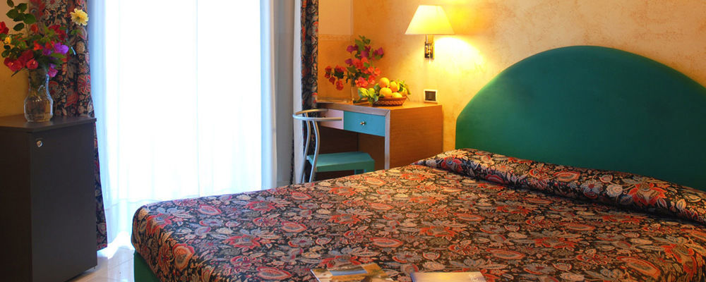 Park Hotel Villa Americana โรดิการ์กานิโก ภายนอก รูปภาพ